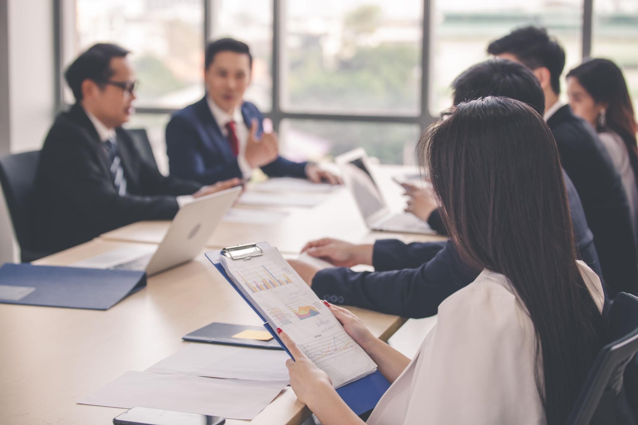 Branding Beyond Logos – Building a Strong Brand Identity